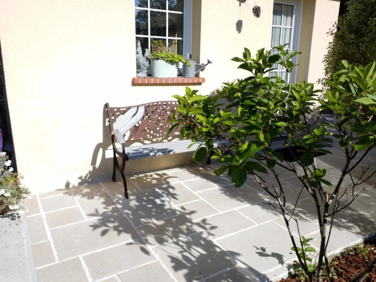 Appartements Et Gite Les Hauts De Sophia Trouville-sur-Mer Exterior photo
