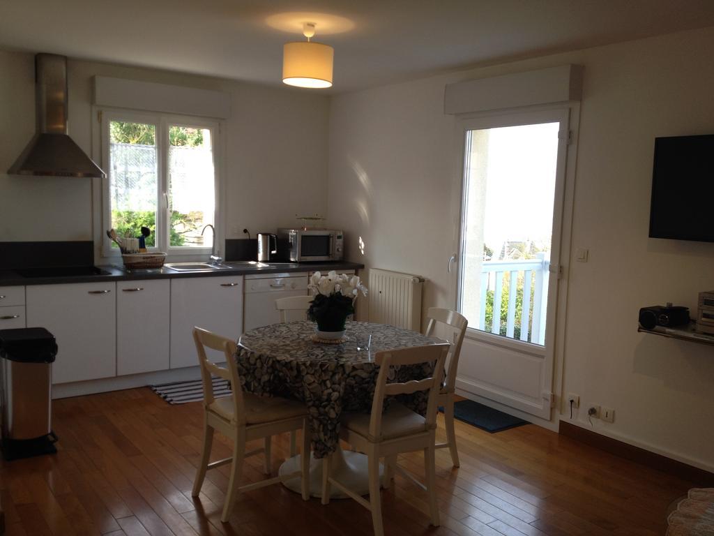 Appartements Et Gite Les Hauts De Sophia Trouville-sur-Mer Exterior photo