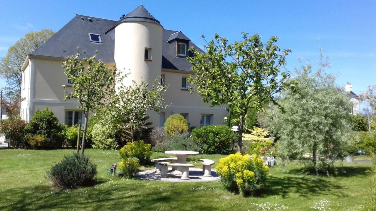 Appartements Et Gite Les Hauts De Sophia Trouville-sur-Mer Exterior photo