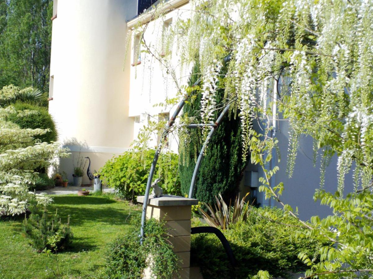 Appartements Et Gite Les Hauts De Sophia Trouville-sur-Mer Exterior photo